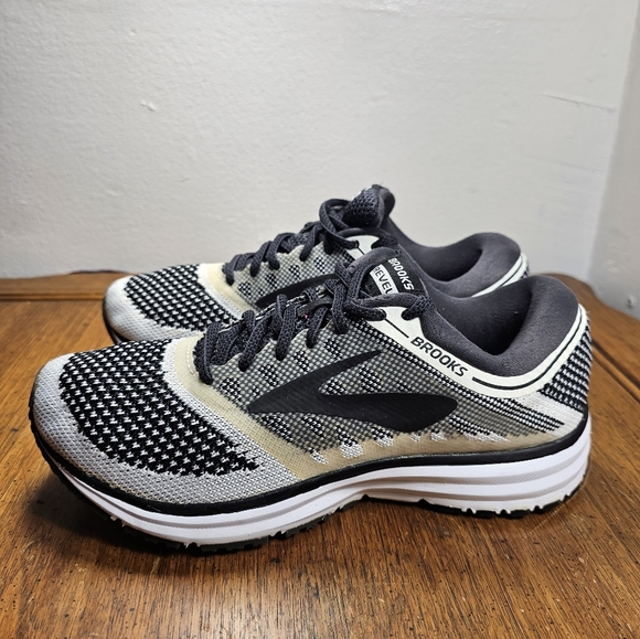 Brooks Shoes - Brooks Revel Running Shoes Women's Size 7